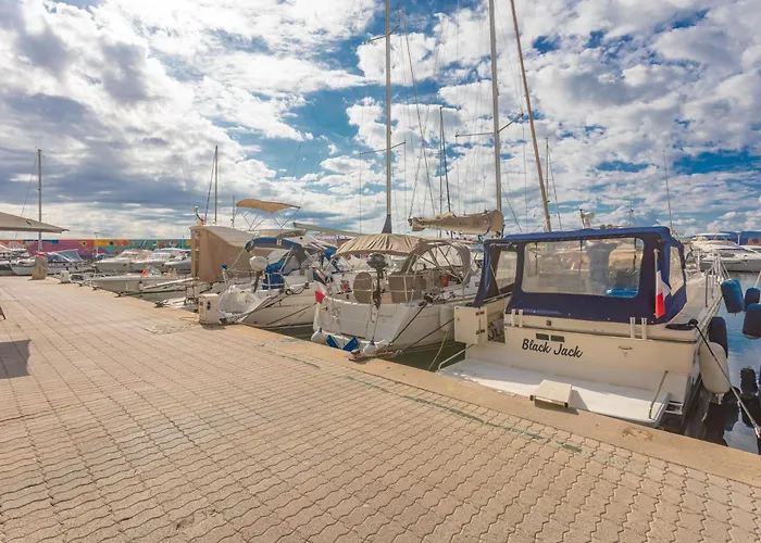 Port De Saint-raphael